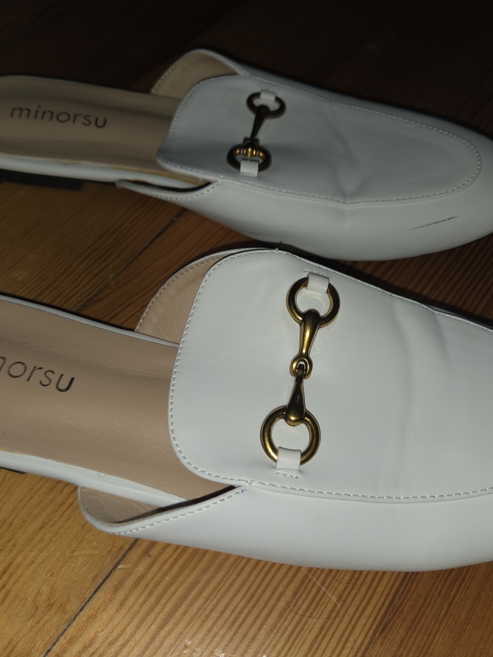 White Leather Slip-On Mules with Gold Horsebit